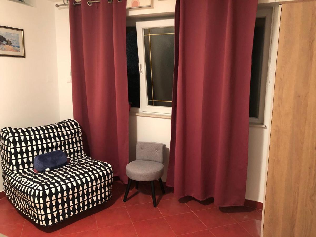 Apartment Danka 오미스 외부 사진